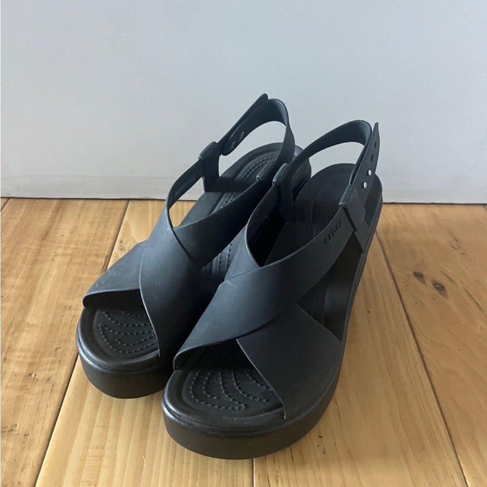Crocs Brooklyn High Black Platform Wedge Sandals Size 7